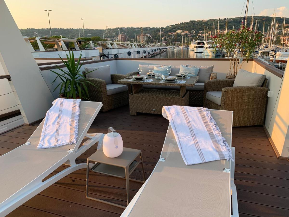 Sirena Floating House Portoroz Villa Eksteriør bilde